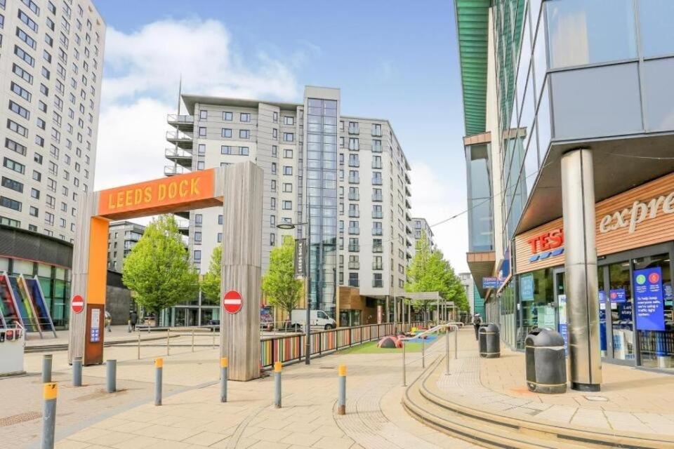 King Deluxe City Apt Large Balcony& Free Parking! 리즈 외부 사진